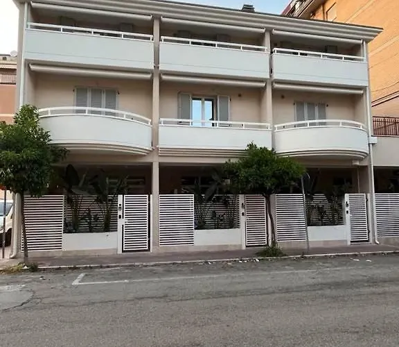 Residenza Lidia E Giulia * Grottammare